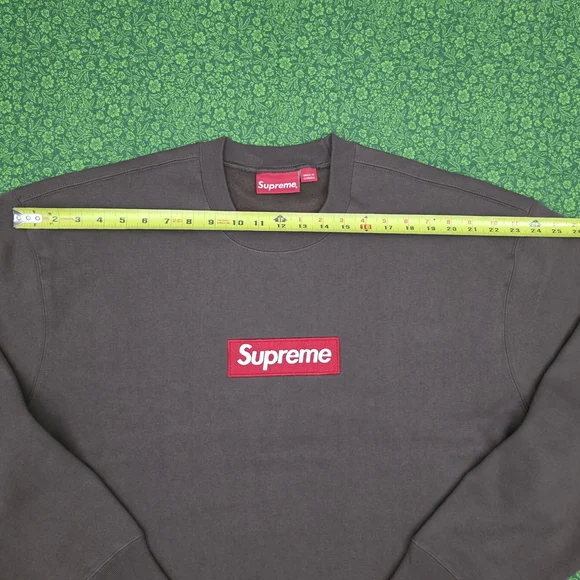 Supreme Brown Crewneck - Picture 4 of 10